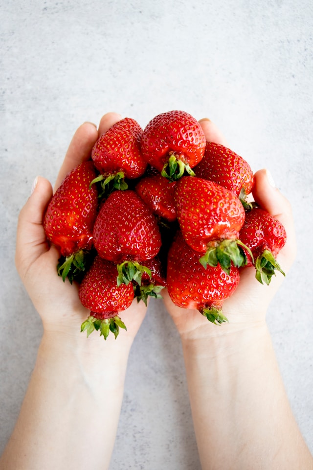 Discover the Benefits of the Freeze-Dried Strawberry: A Superfood